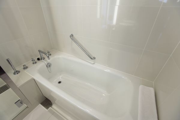 Bathtub Repair in Orange