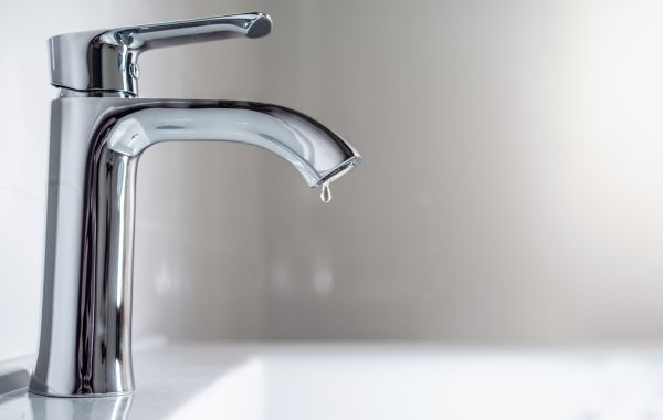 Kitchen Faucet Replacement in Orange
