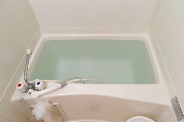 Bathtub Faucet Replacement in Orange